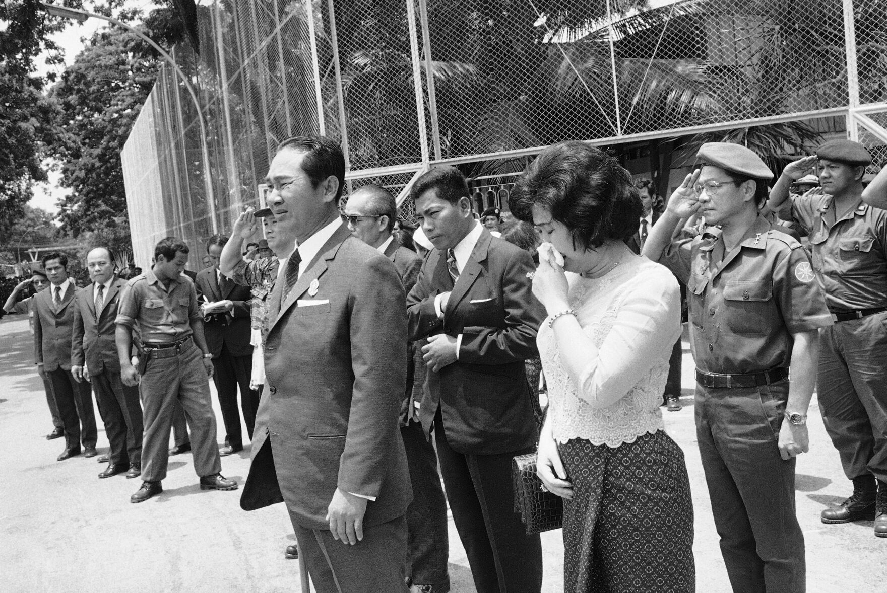 1975: Lon Nol